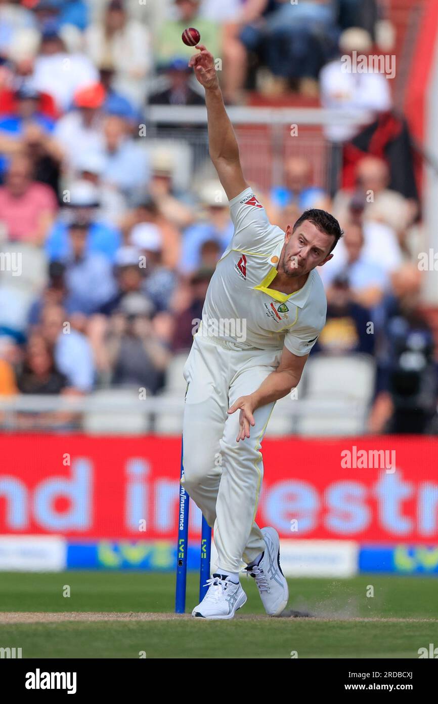 Unbelievable! Josh Hazlewood'S Worst Bowling Day Ever (Aus Vs Sa T20I) - dgro6zx