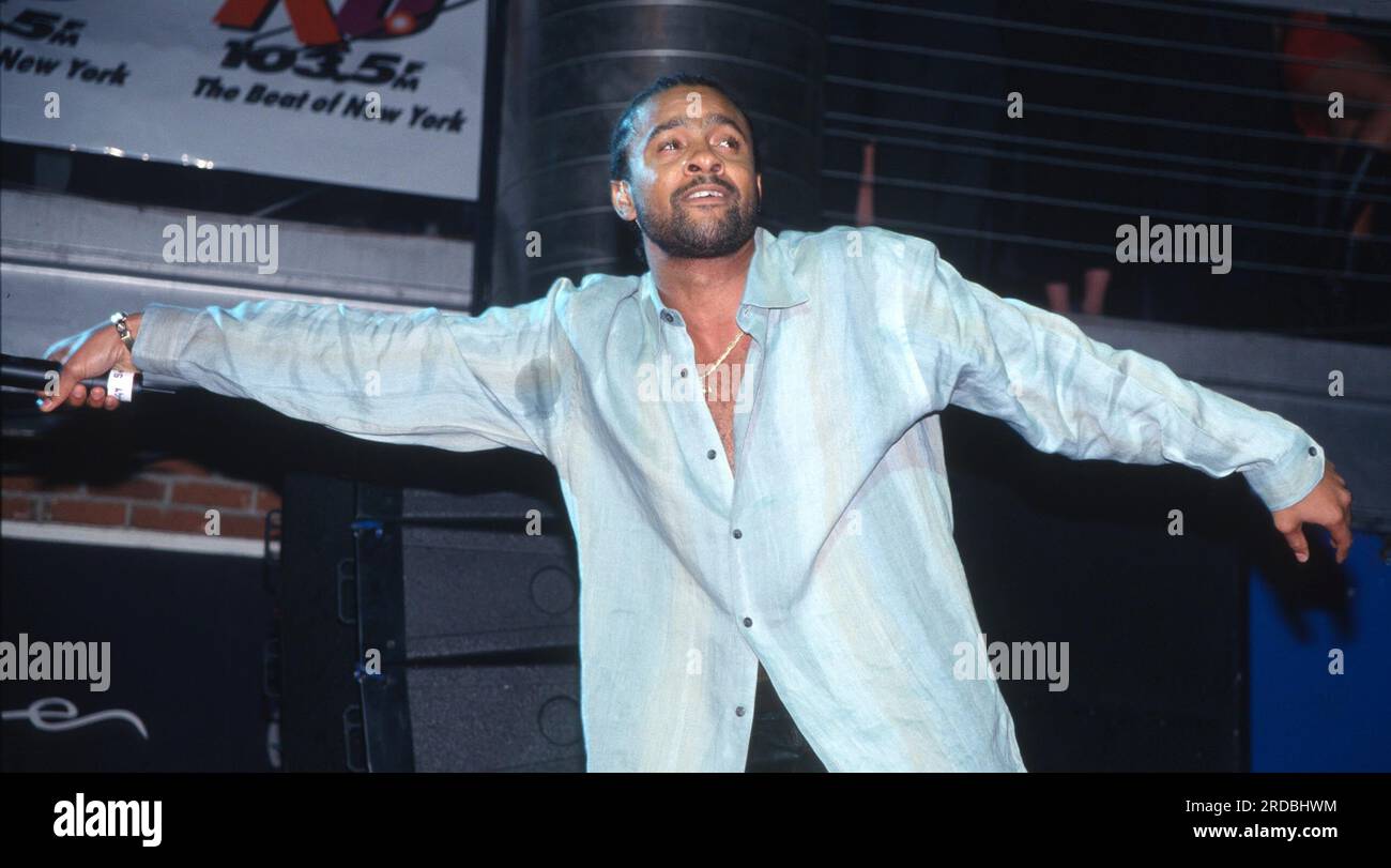 2000 Shaggy John Barrett/PHOTOlink Stock Photo