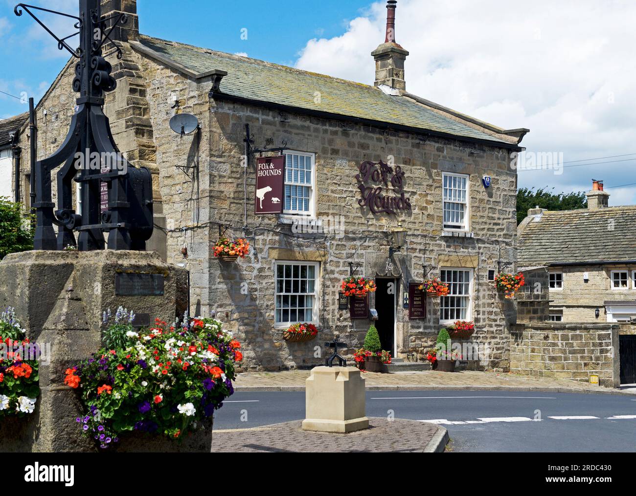 The Fox and Hounds pub in Bramhope, near Leeds, West Yorkshire, England ...