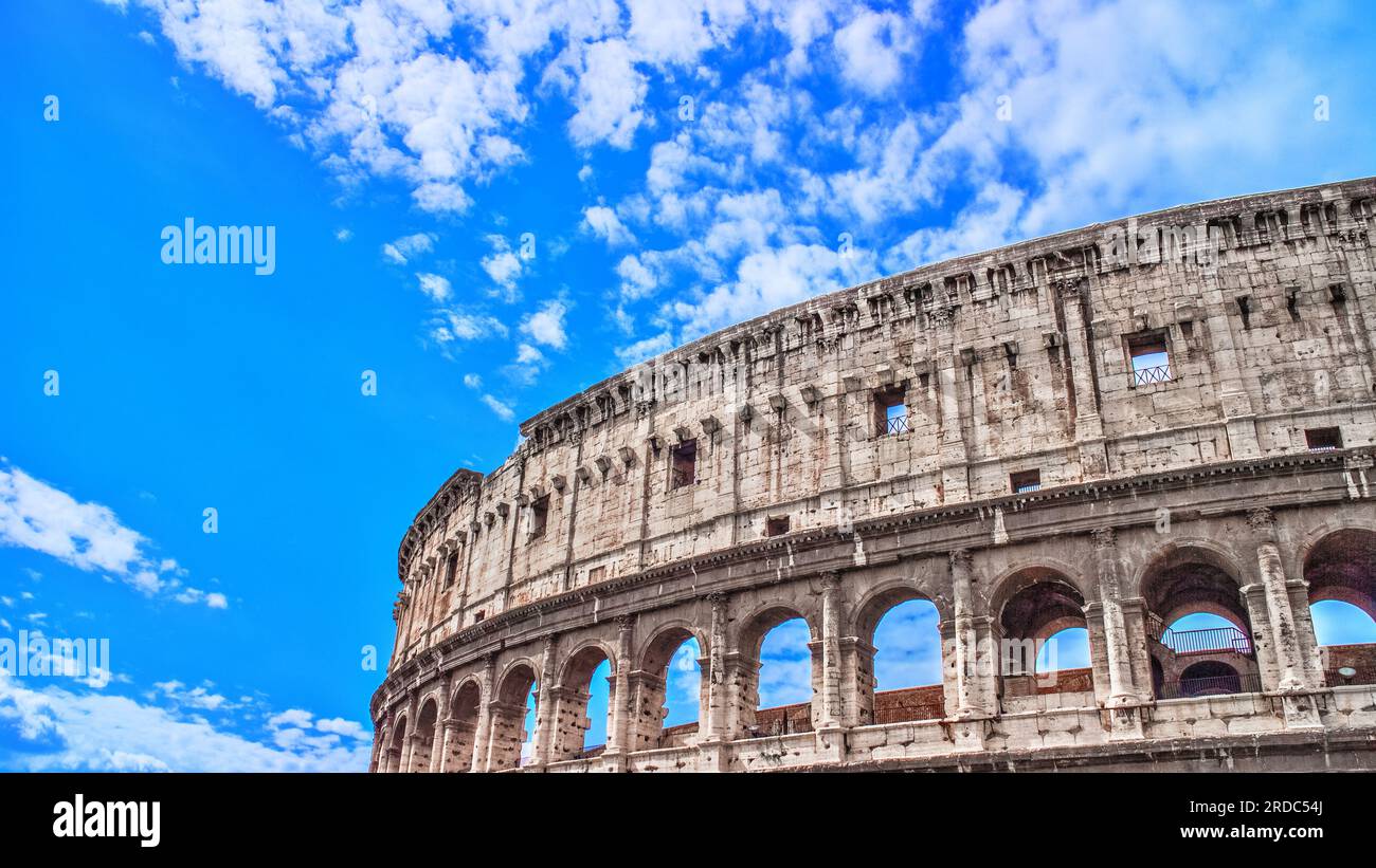Colosseum snow hi-res stock photography and images - Alamy