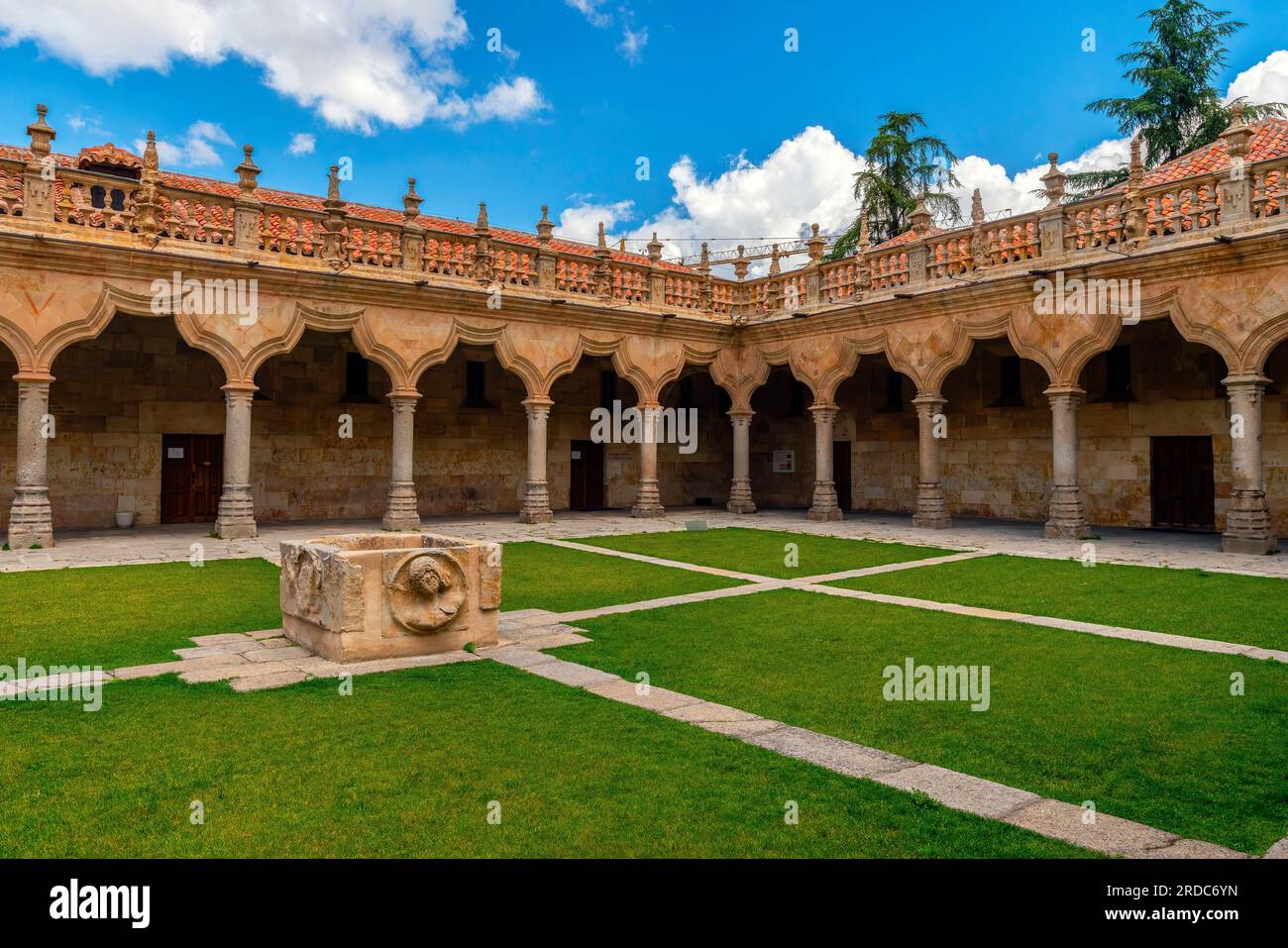 Square called  the Patio de Excuelas at the University of Salamanca. Founded in 1134, it was the first university to receive the title ‘La Universidad Stock Photo