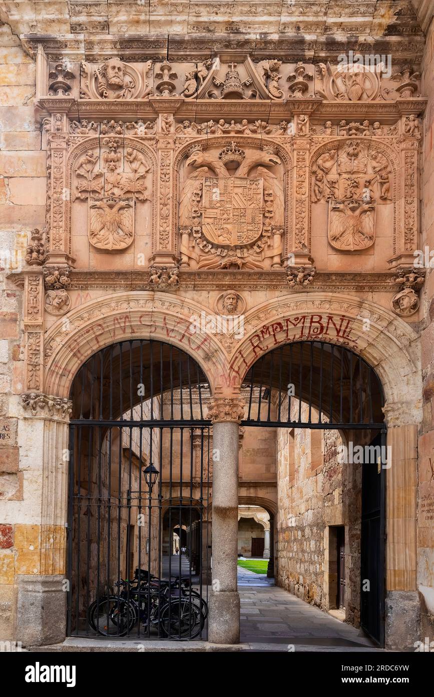 Square called  the Patio de Excuelas at the University of Salamanca. Founded in 1134, it was the first university to receive the title ‘La Universidad Stock Photo