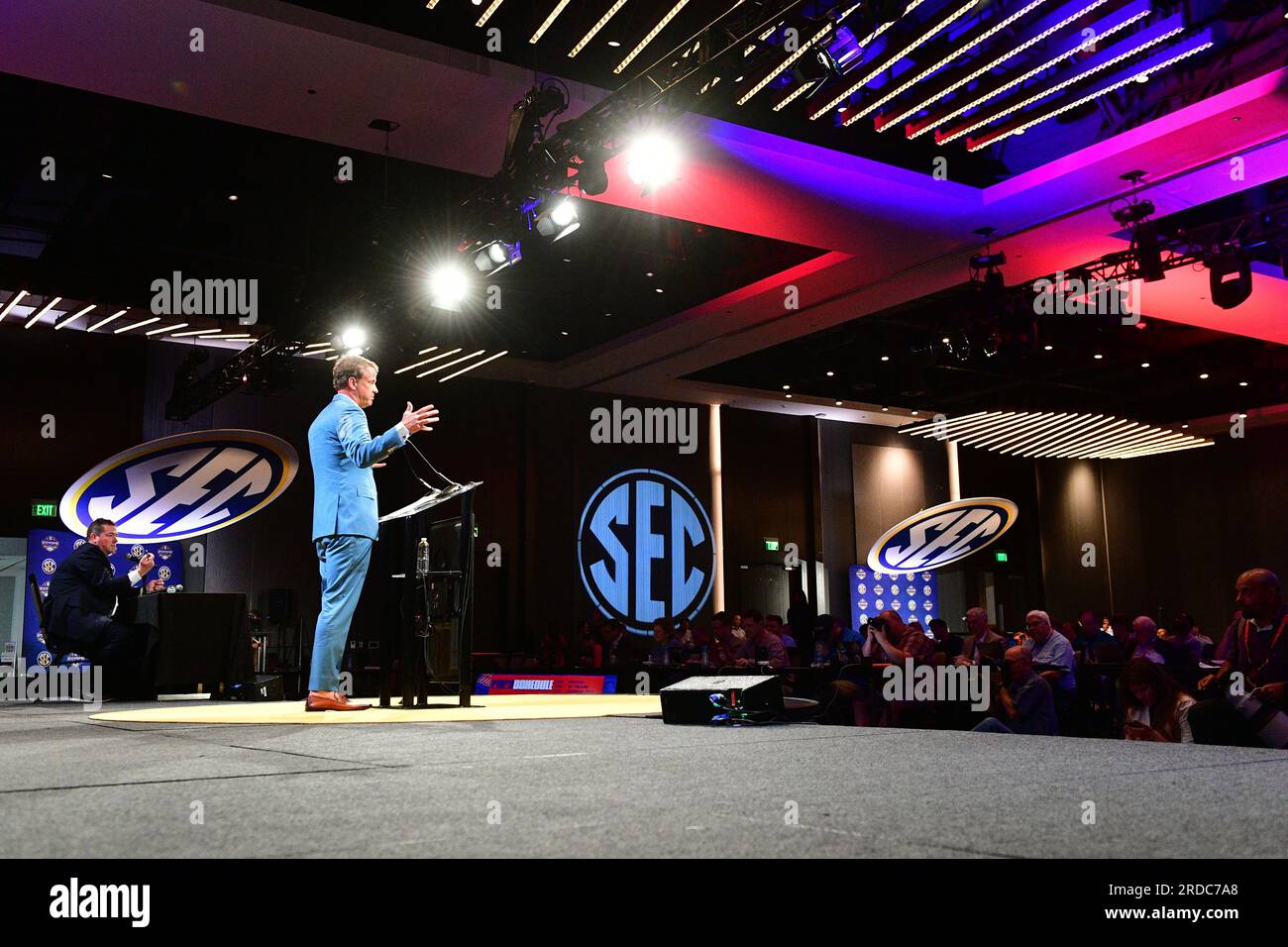 Nashville, Tennessee, USA. 20th July, 2023. Ole Miss head football coach LANE KIFFIN speaks with the media at the SEC Football Media Days in Nashville. (Credit Image: © Camden Hall/ZUMA Press Wire) EDITORIAL USAGE ONLY! Not for Commercial USAGE! Stock Photo