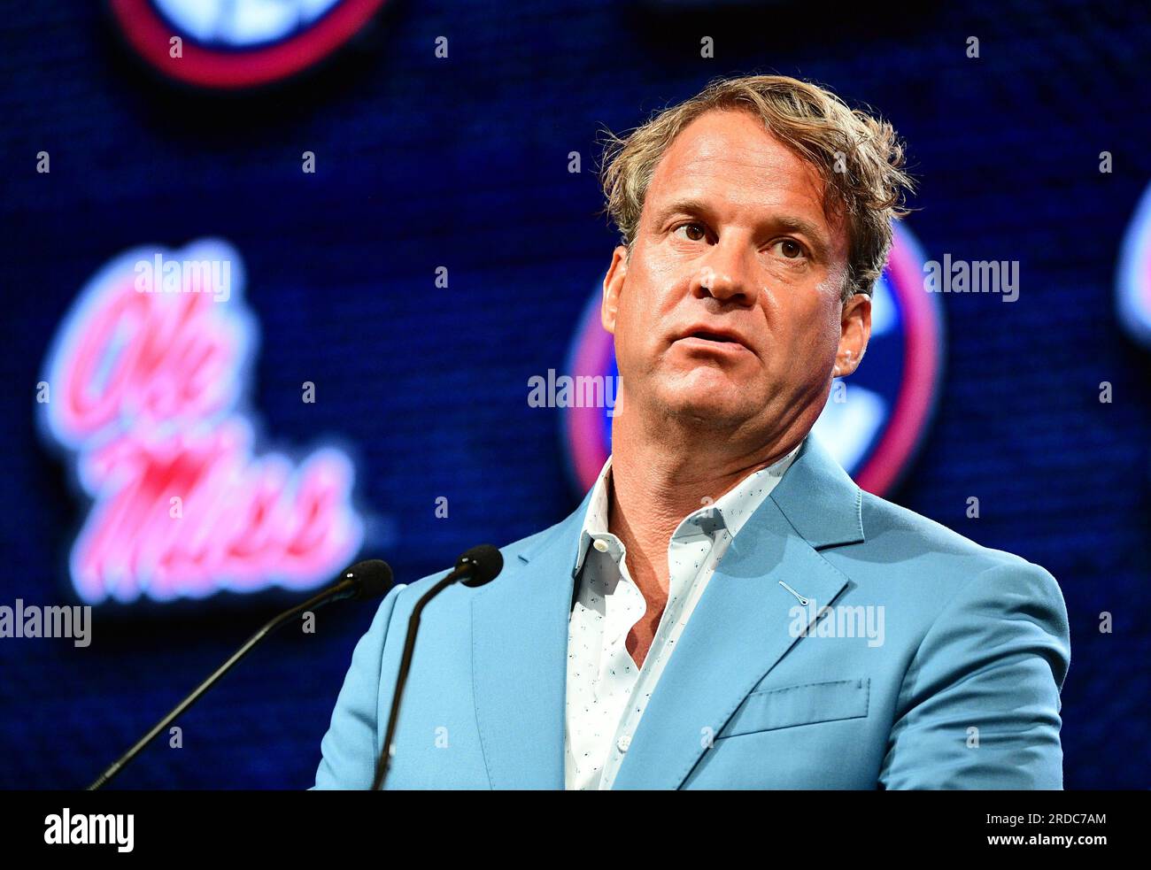 Nashville, Tennessee, USA. 20th July, 2023. Ole Miss head football coach LANE KIFFIN speaks with the media at the SEC Football Media Days in Nashville. (Credit Image: © Camden Hall/ZUMA Press Wire) EDITORIAL USAGE ONLY! Not for Commercial USAGE! Stock Photo