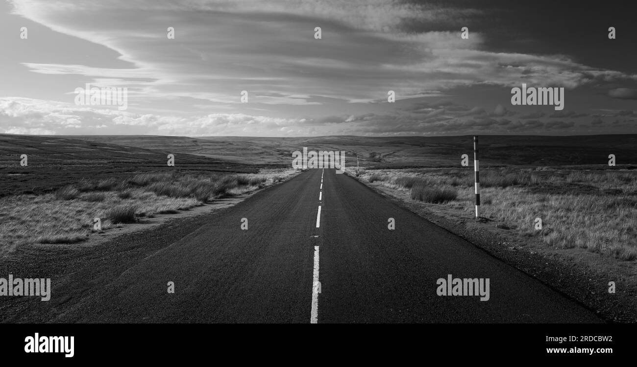 Empty road in sunshine Black and White Stock Photos & Images - Alamy