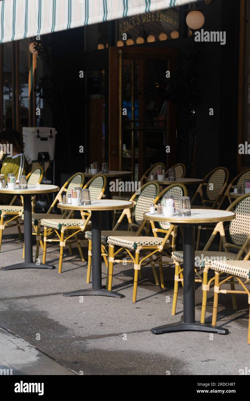 Al fresco in soho hires stock photography and images Alamy