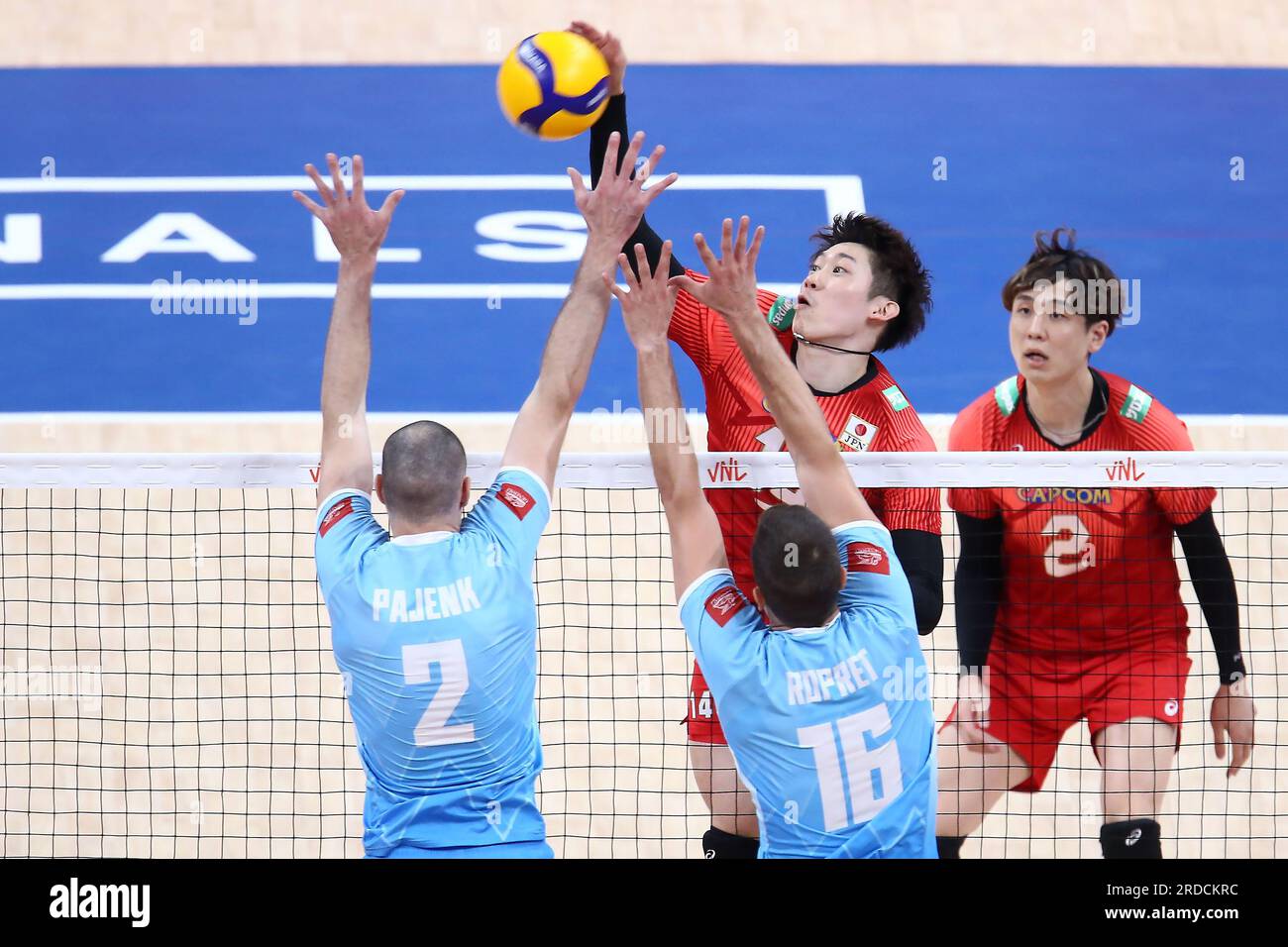 Gdansk, Poland. 20th July, 2023. Yuki Ishikawa during the FIVB Volleyball Men's Nations League match between Japan and Slovenia on July 20, 2023 in Gdansk Poland. (Photo by Piotr Matusewicz/PressFocus/Sipa USA) Credit: Sipa USA/Alamy Live News Stock Photo