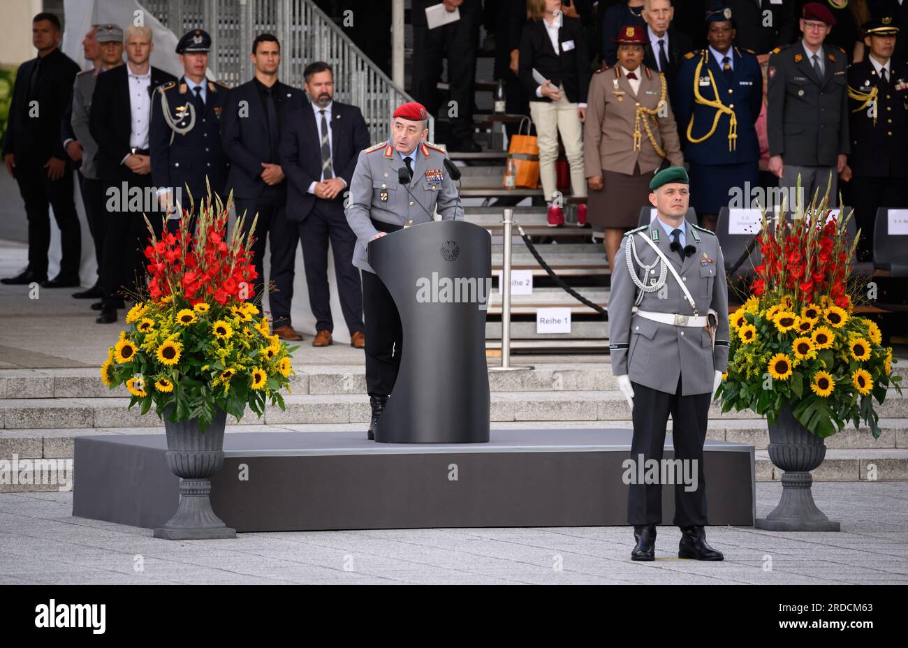 Berlin, Germany. 20th July, 2023. Carsten Breuer, Inspector General of the German Armed Forces, speaks at the ceremonial swearing-in of around 400 recruits on the parade ground of the Federal Ministry of Defense. The National Day of Remembrance for Resistance to National Socialist Tyranny commemorates the 79th anniversary of the attempted assassination of Adolf Hitler by Claus Schenk Graf von Stauffenberg and other comrades-in-arms. After the failure of the attempted overthrow, he and other resistance fighters were executed the same night. Credit: Bernd von Jutrczenka/dpa/Alamy Live News Stock Photo