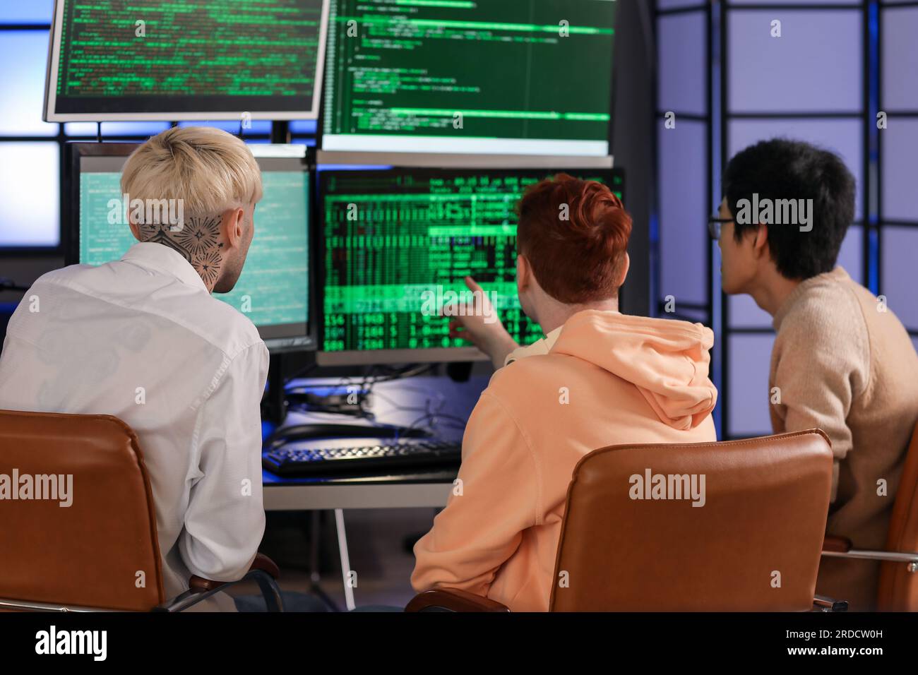 Back office support system hi-res stock photography and images - Alamy