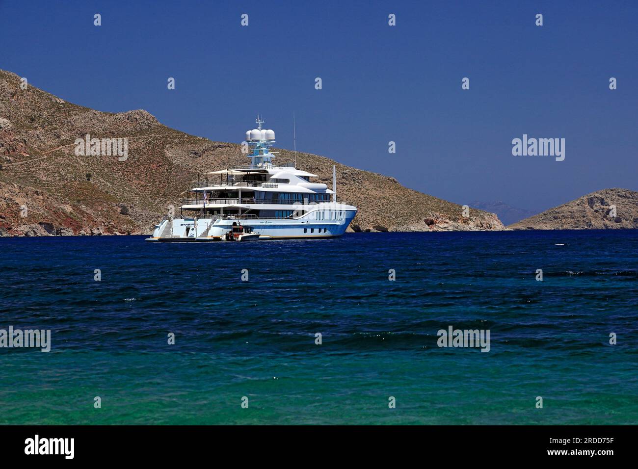 Luxury yacht the Avanti, owned by property Billionare Itchko Ezratti ...