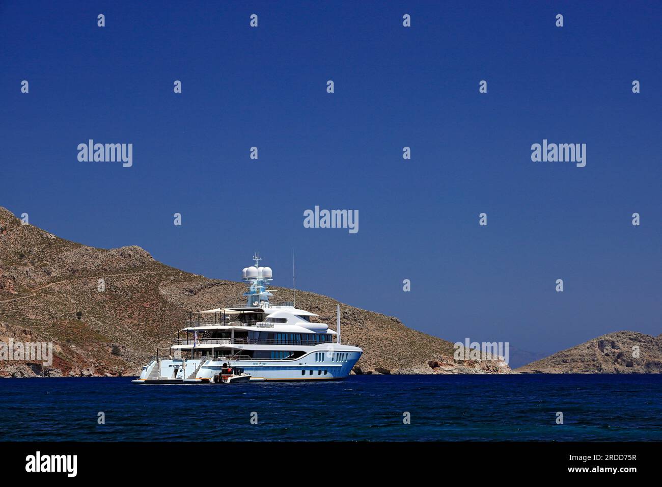 Luxury yacht the Avanti, owned by property Billionare Itchko Ezratti ...