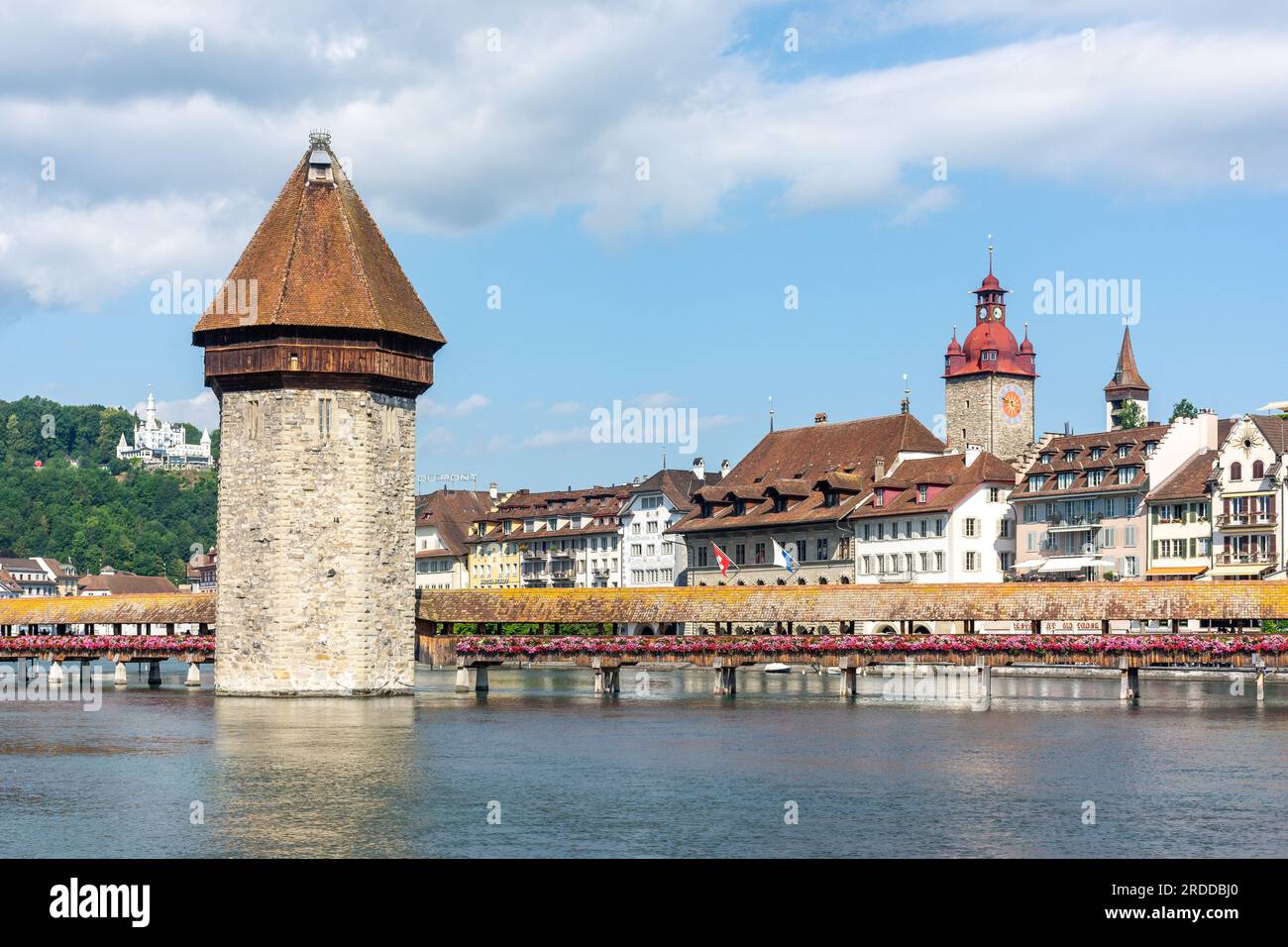 The Kapellbrücke (Chapel Bridge) and  its Wasserturm (Water Tower) City of Lucerne (Luzern), Lucerne, Switzerland Stock Photo