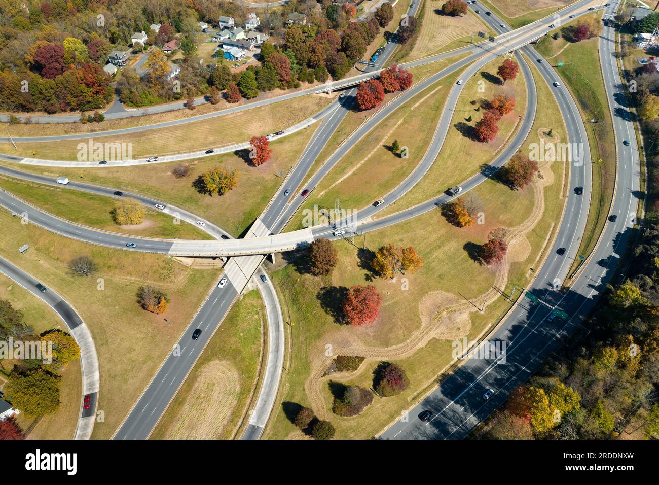 American freeway intersection fast driving hi-res stock photography and ...