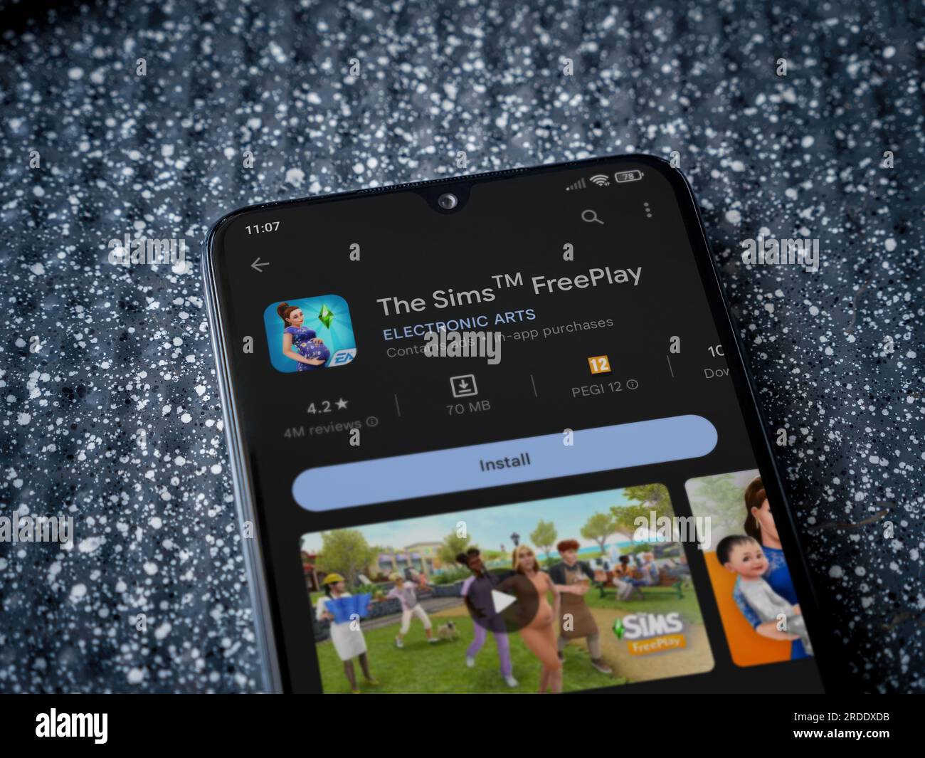 Ivanovsk, Russia - June 26, 2019: The Sims FreePlay app on the display of  smartphone or tablet Stock Photo - Alamy