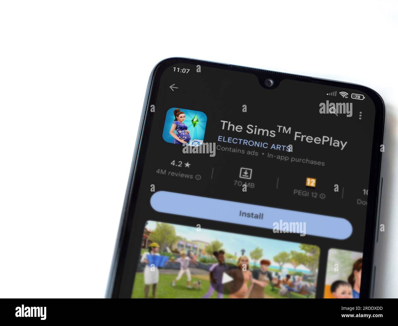 Ivanovsk, Russia - June 26, 2019: The Sims FreePlay app on the display of  smartphone or tablet Stock Photo - Alamy