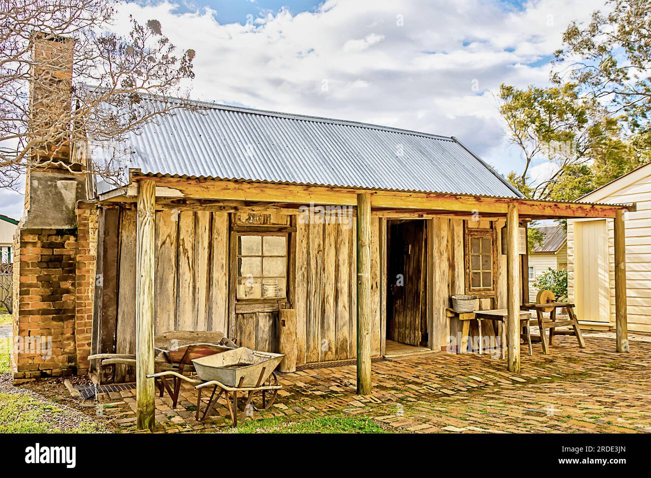 Reconstructed Early Australian Settlers Slab Hut Stock Photo