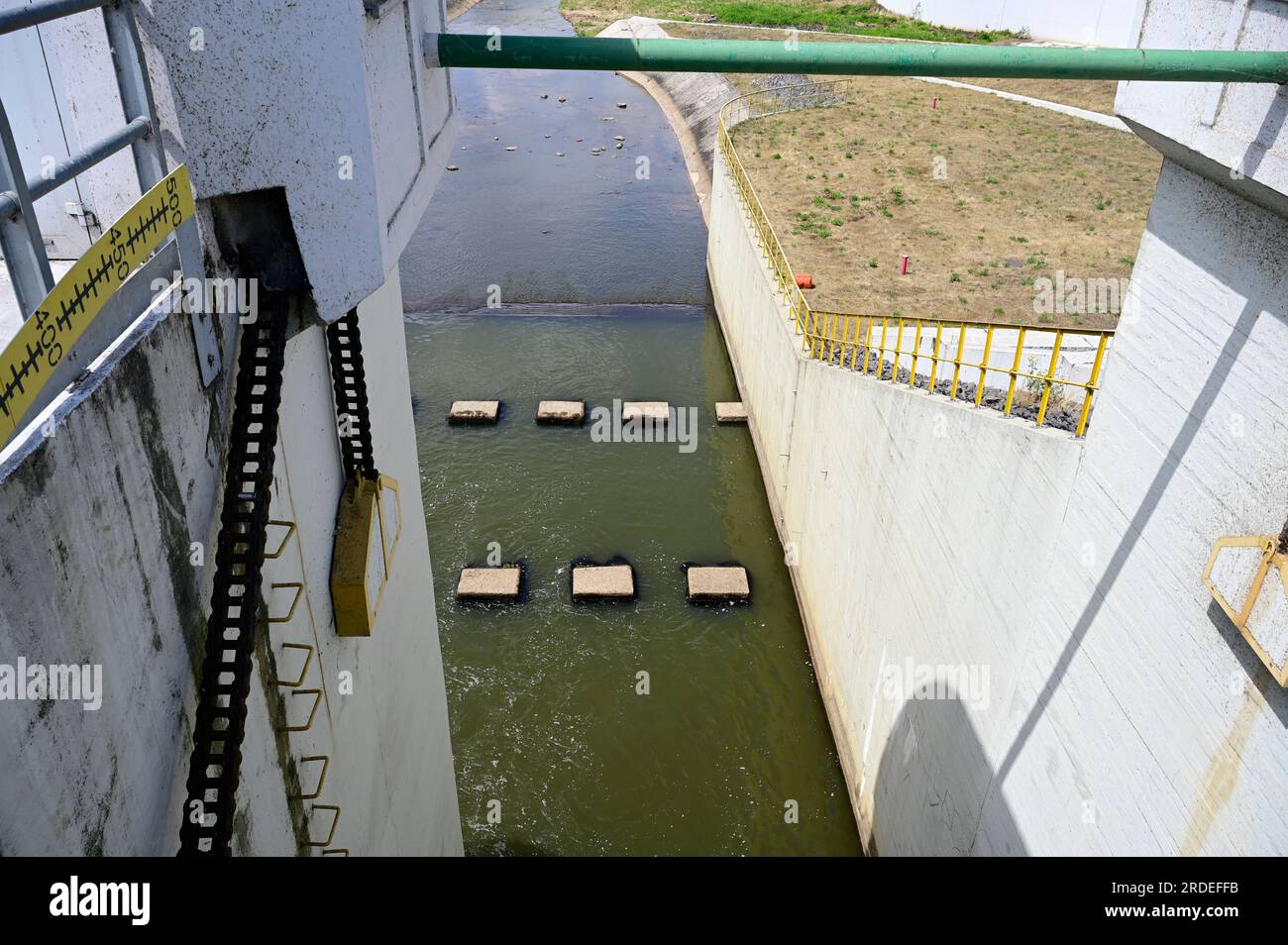 Der NiedówStausee oder WitkaStausee (polnisch zbiornik wodny Niedów