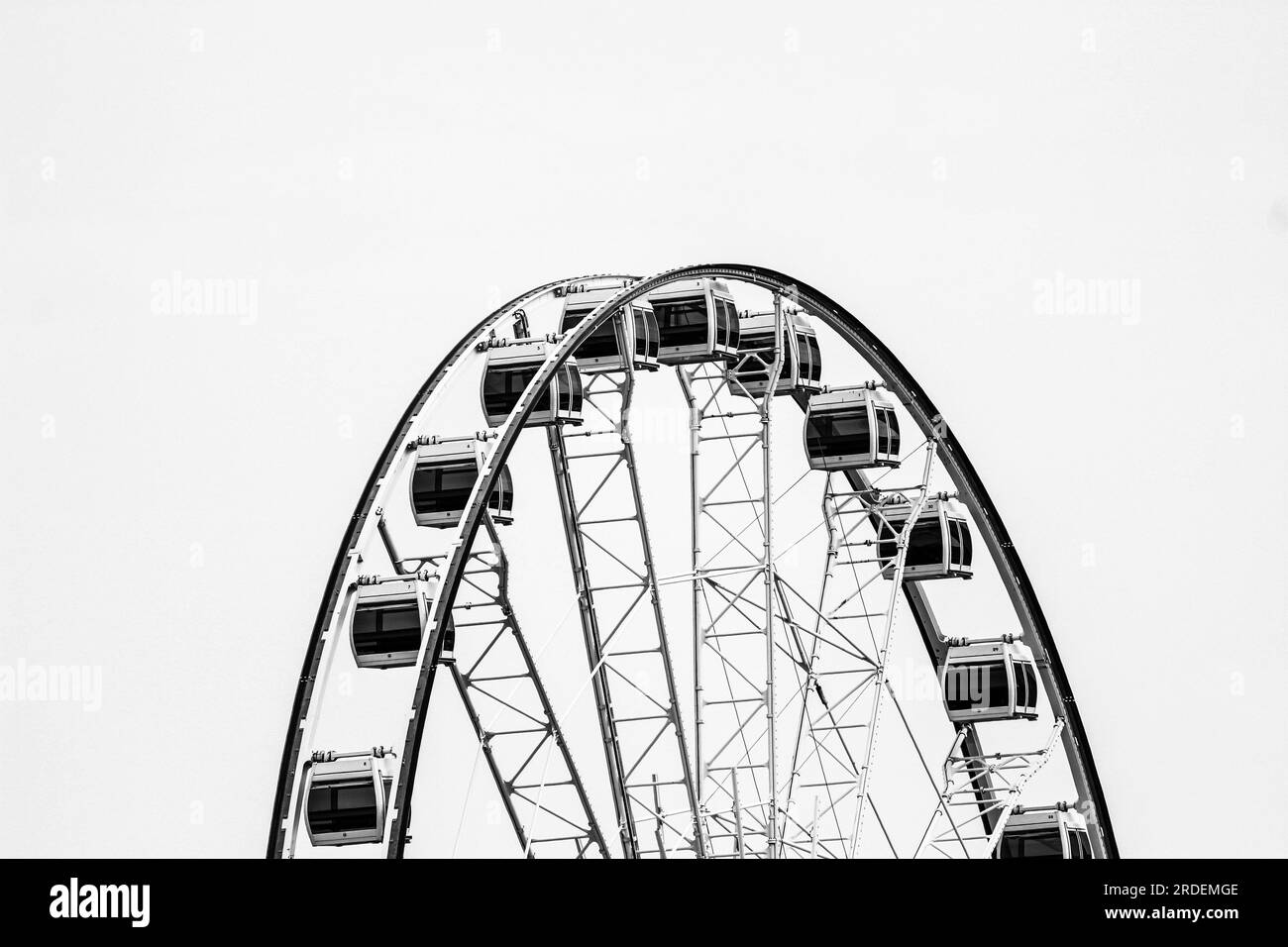 Vector black white circular hi-res stock photography and images - Alamy