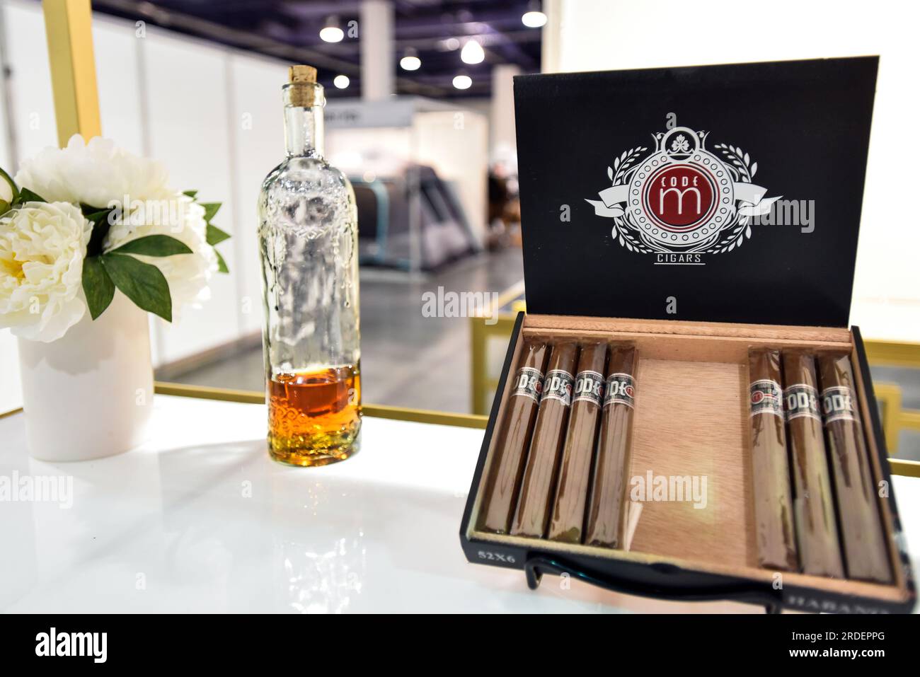 Scotch and cigars Stock Photo Alamy