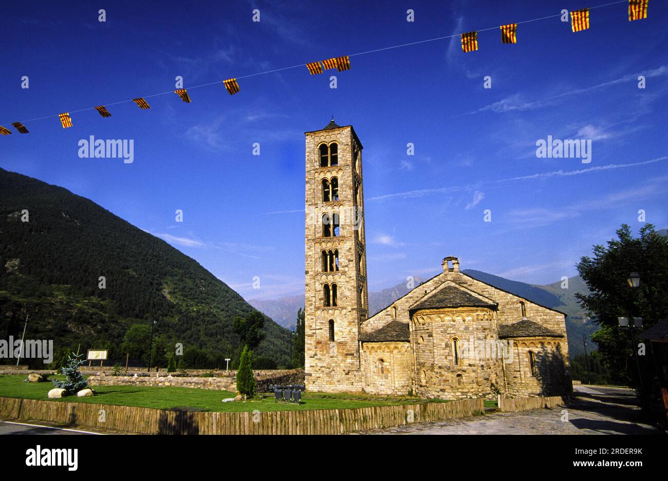Basilica church of Sant Climent de Taüll (11th-12th centuries). Taüll. Boi Valley. Pyrenean Mountain Range. Lleida.Catalonia. Spain. Stock Photo