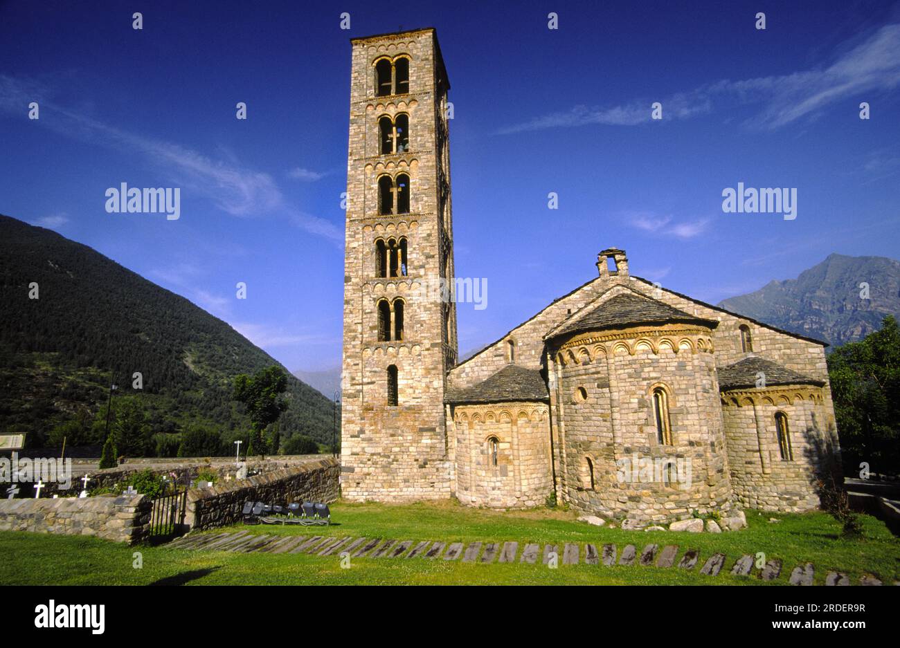 Basilica church of Sant Climent de Taüll (11th-12th centuries). Taüll. Boi Valley. Pyrenean Mountain Range. Lleida.Catalonia. Spain. Stock Photo