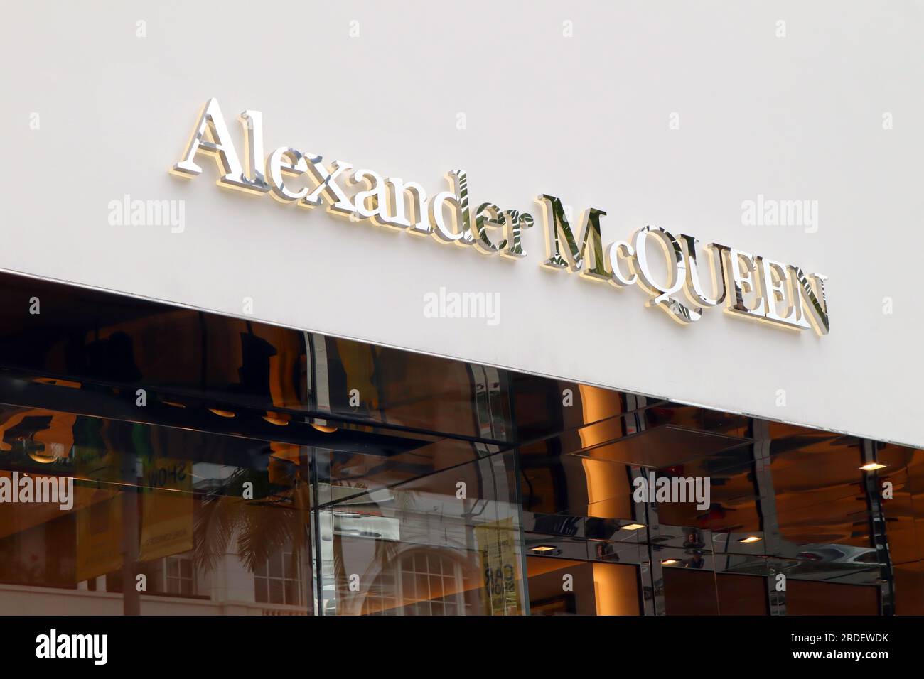 Beverly Hills, California: Alexander McQueen fashion store on Rodeo Drive,  Beverly Hills Stock Photo - Alamy