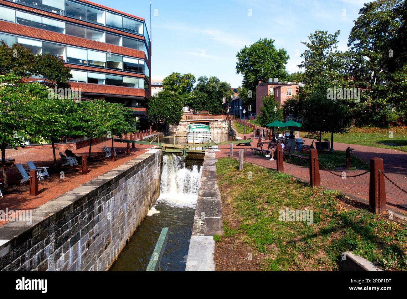 George washington canal hi-res stock photography and images - Alamy