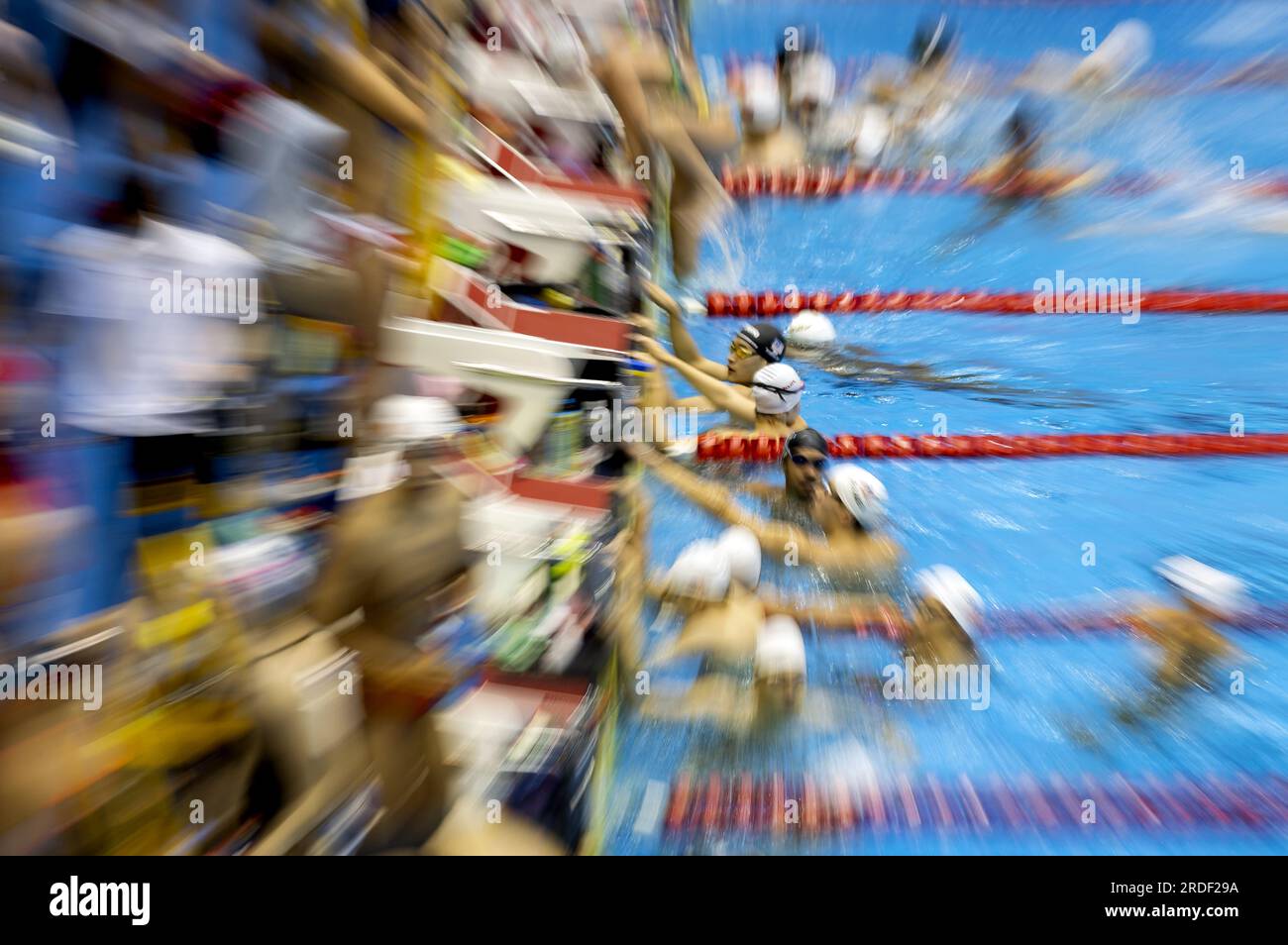 FUKUOKA - Crowded swimmers during training in the competition pool for the World Swimming Championships in Japan. ANP KOEN VAN WEEL Stock Photo