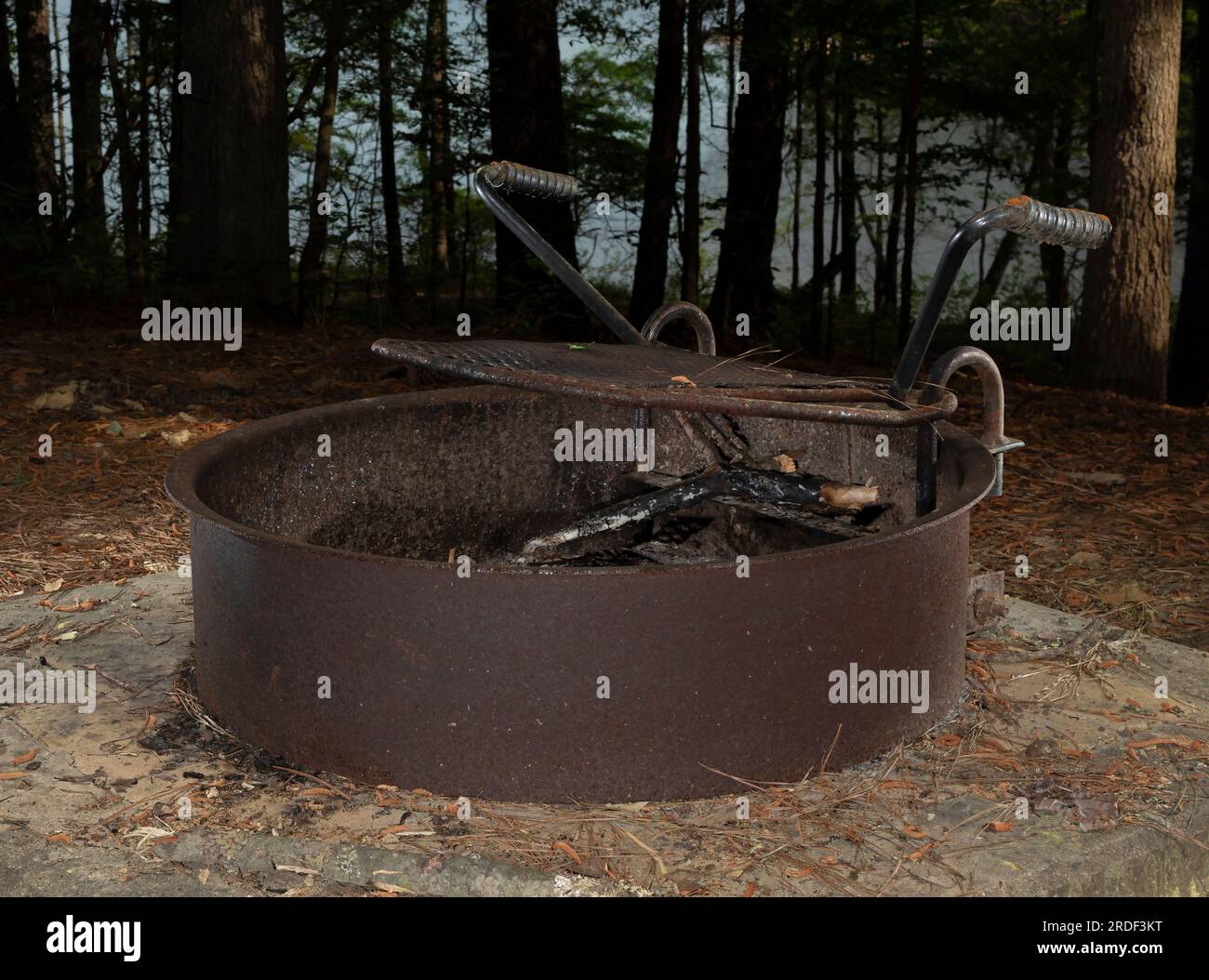 Fire pit for a campfire at Jordan Lake in North Carolina Stock Photo