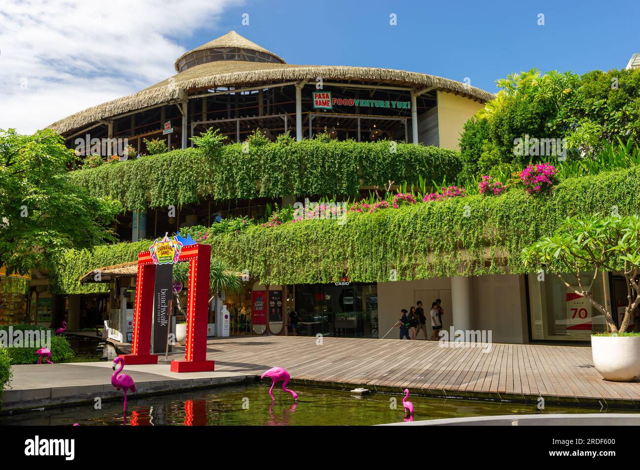 Bali beachwalk shopping center hi-res stock photography and images - Alamy