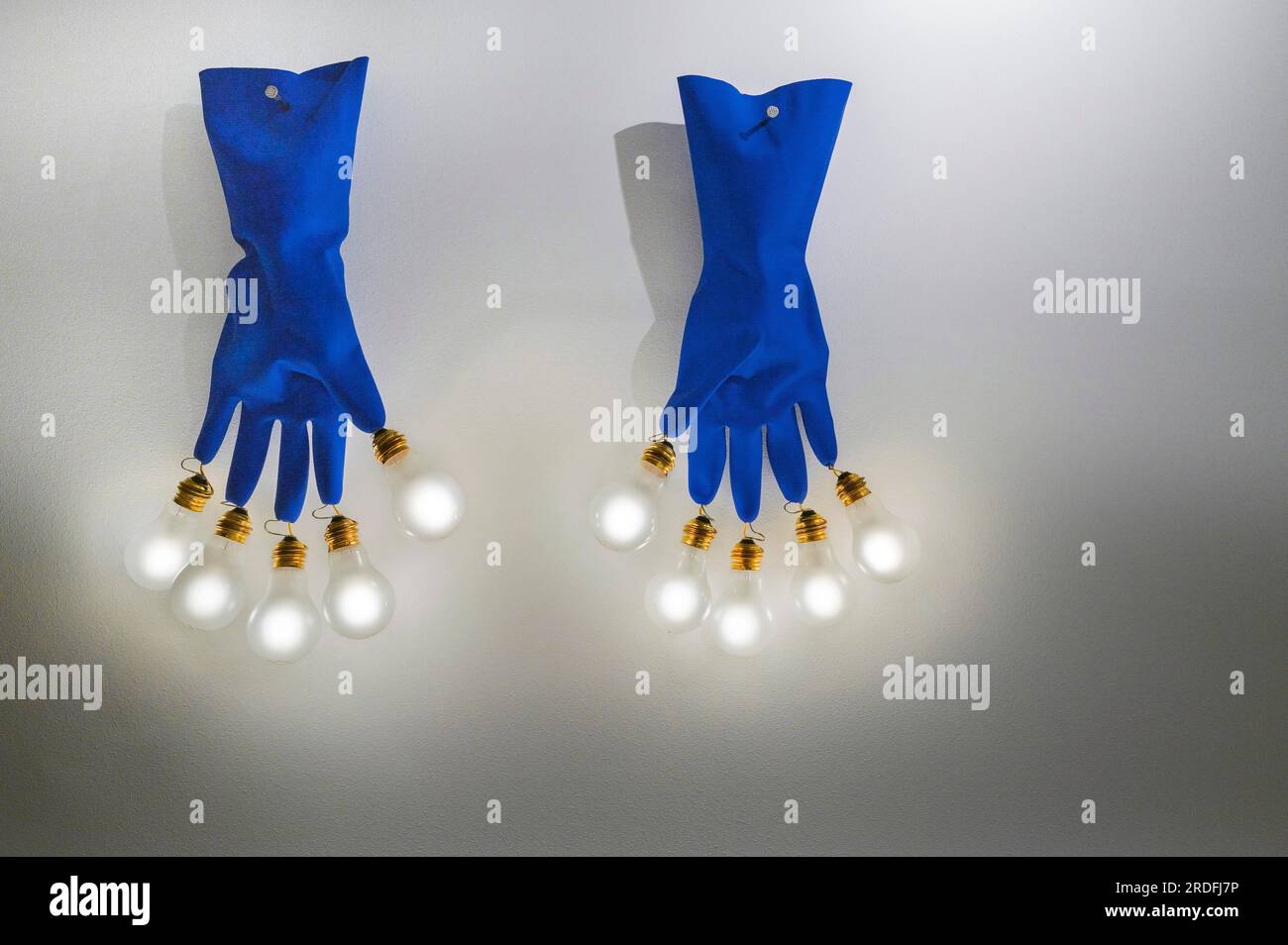 Title Luzy Take Five, pendant lamp by the lighting designer Ingo