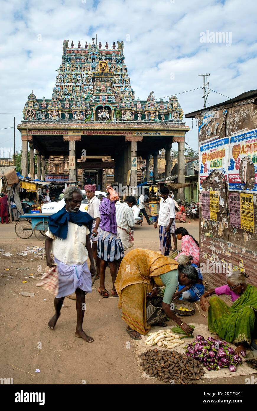 Virudhagireeswarar Shiva temple entrance Gopuram tower with market in Virudhachalam, Tamil Nadu, South India, India, Asia Stock Photo