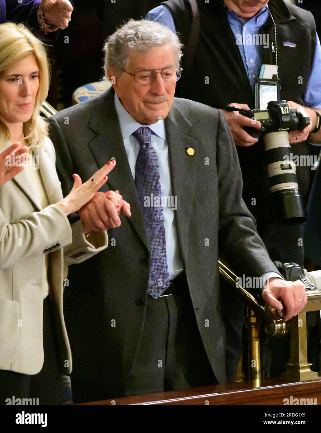 Washington, United States Of America. 03rd Jan, 2019. Singer Tony Bennett, a guest of Speaker of the United States House of Representatives Nancy Pelosi (Democrat of California), stands in the gallery as the 116th Congress convenes for its opening session in the US House Chamber of the US Capitol in Washington, DC on Thursday, January 3, 2019.Credit: Ron Sachs/CNP/Sipa USA (RESTRICTION: NO New York or New Jersey Newspapers or newspapers within a 75 mile radius of New York City) Credit: Sipa USA/Alamy Live News Stock Photo