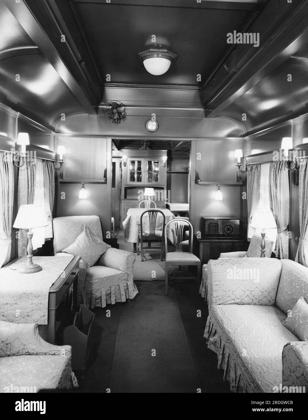 Canada photo of the interior of a CNR railway dining car c. 1930 Canada photo of the interior of a CNR railway dining car c. 1930