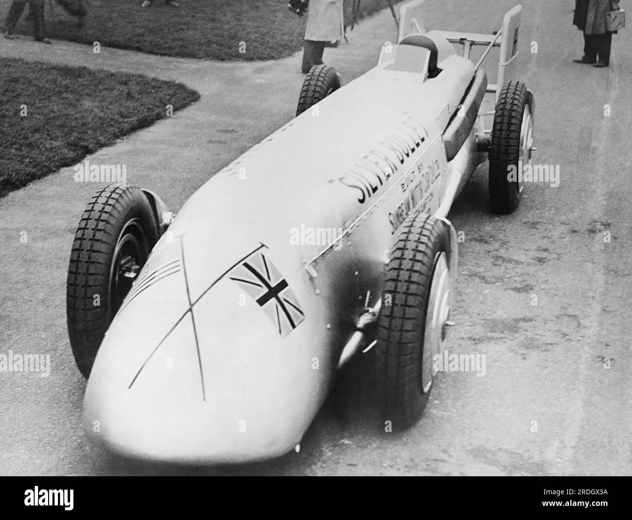 United States:  1930 The Silver Bullet car in which racer Kaye Don will attempt to beat Seagrave's record speed of 231 mph at Daytona Beach. Stock Photo