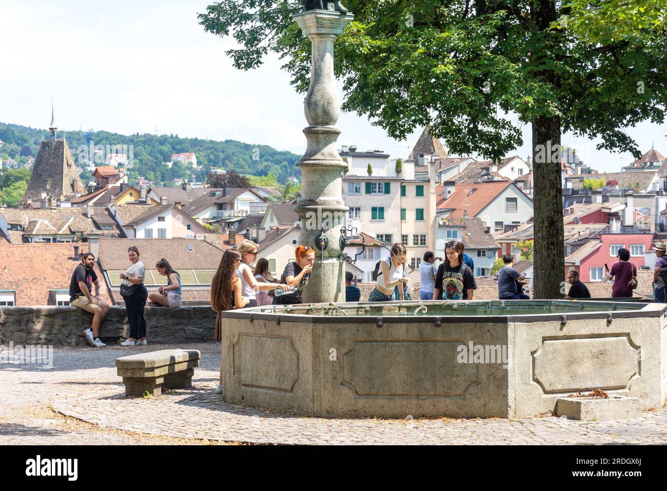The Lindenhof Fountain, Altstadt (Old Town), City of Zürich, Zürich, Switzerland Stock Photo