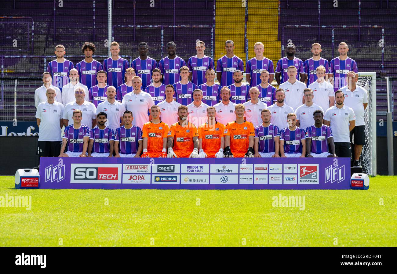 20 July 2023, Lower Saxony, Osnabrück: Team photo - VfL Osnabrück, 2nd Bundesliga, portrait date 2023/2024, team photo 4th row f.l.t.r.: Leandro Putaro, Yigit Karademir, Lukas Kunze, Maxwell Gyamfi, Kwasi Okyere Wriedt, Maximilian Thalhammer, Emeka Oduah, Niklas Wiemann, Paterson Chato, Jannes Wulff, Timo Beermann 3rd row f.l.t.r.: Amir Shapourzadeh (Sports Director), Julius Ohnesorge (Head of Licensing). Row f.l.t.r.: Amir Shapourzadeh (Sports Director), Julius Ohnesorge (Head of Licensing), Erik Engelhardt, Florian Bähr, Charalambos Makridis, Oliver Wähling, Robert Tesche, Dave Gnaase, Manue Stock Photo