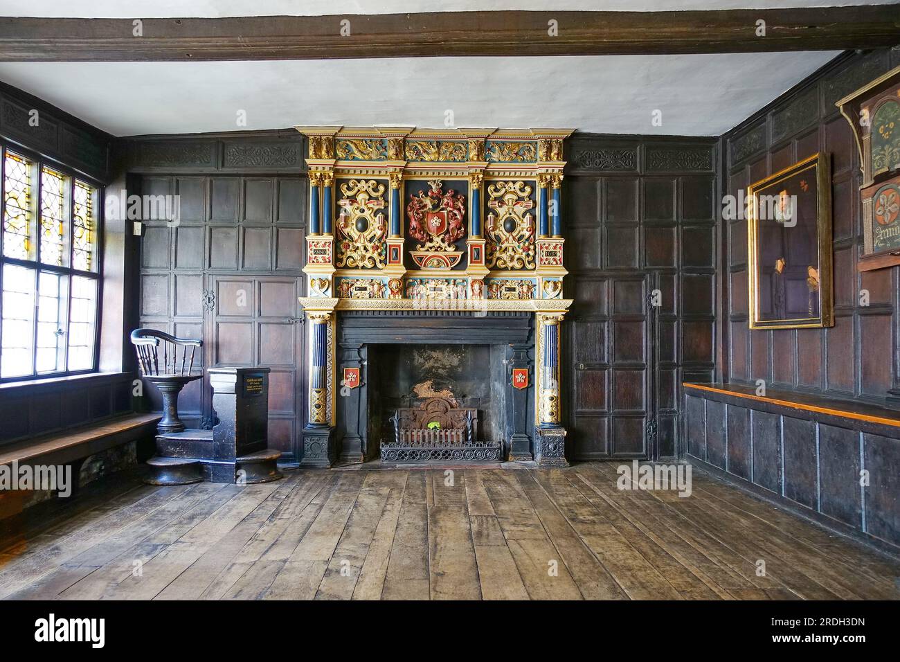 The Mayor's Parlour interior with old decorated fireplace dating from 1637, Leicester Guildhall, England, UK Stock Photo