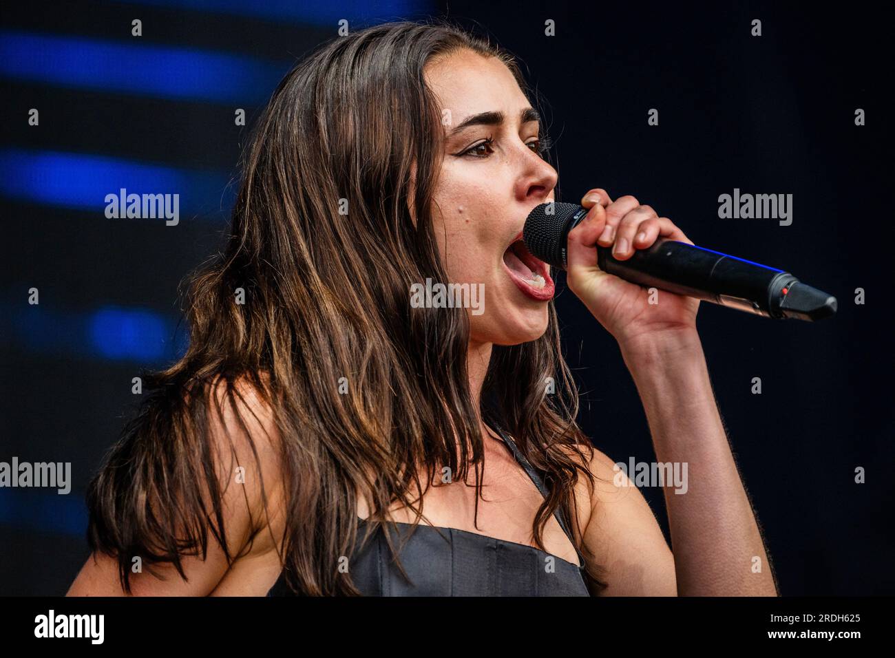 Henham Park, Suffolk, UK. 21st July, 2023. Confidence Man (with ...