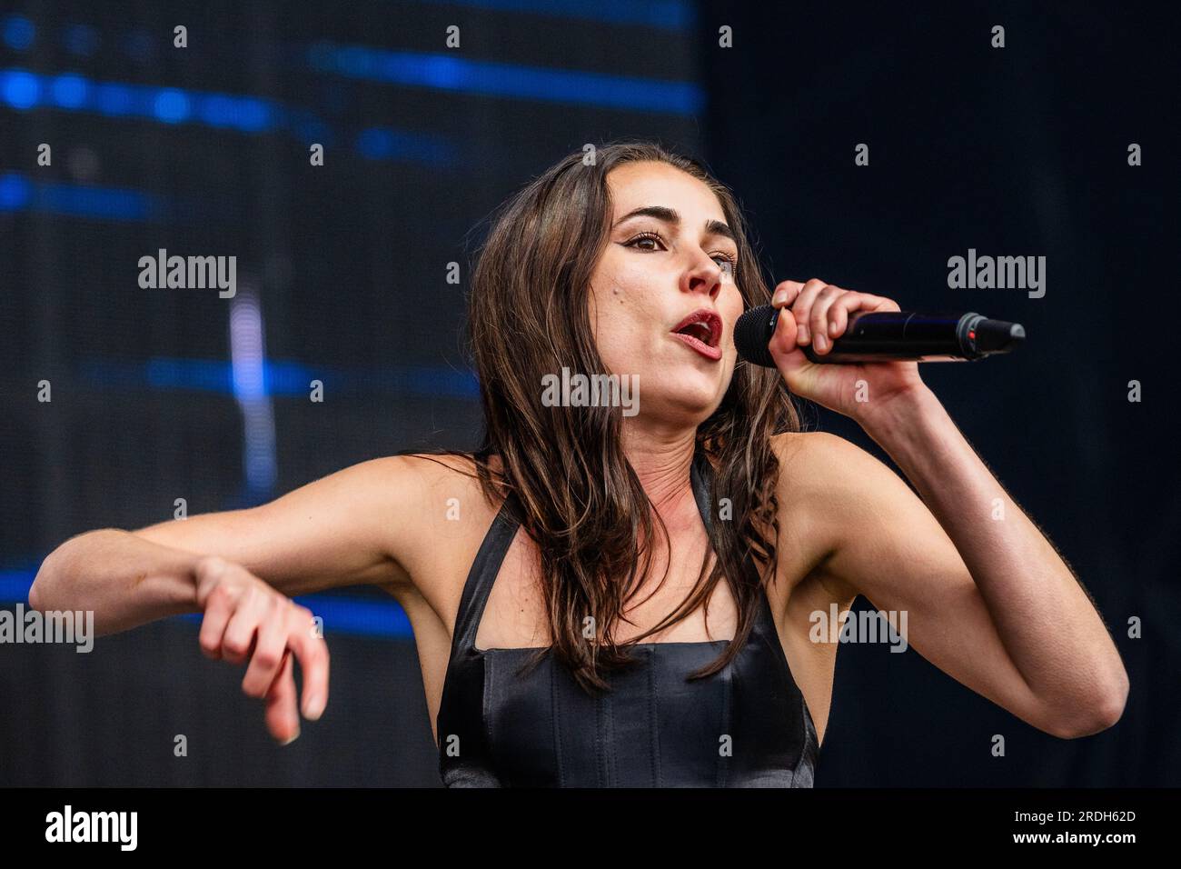 Henham Park, Suffolk, UK. 21st July, 2023. Confidence Man (with siingers (Grace Henham Park, Suffolk, UK. 21st July, 2023. Confidence Man (with siingers (Grace