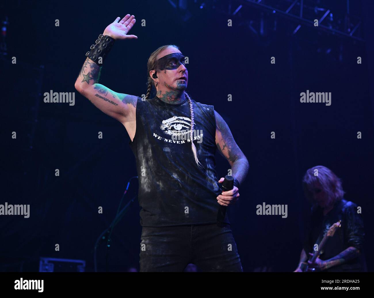 West Palm Beach, FL, USA. 20th July, 2023. Dez Fafara of Coal Chamber performs during The Psychotherapy Sessions Tour at The I Think Financial Amphitheatre on July 20, 2023 in West Palm Beach Florida. Credit: Mpi04/Media Punch/Alamy Live News Stock Photo