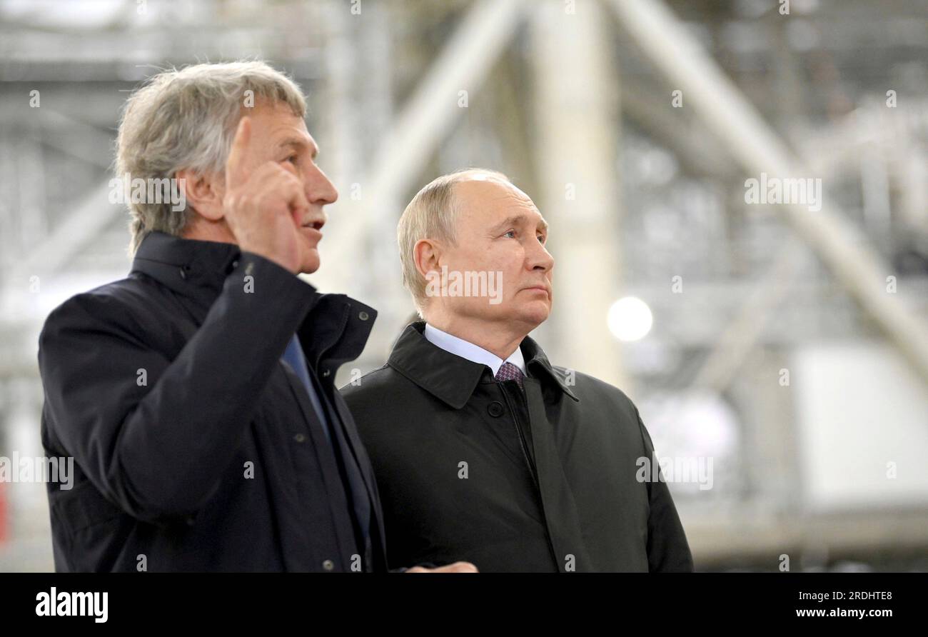 Novatek murmansk hi-res stock photography and images - Alamy