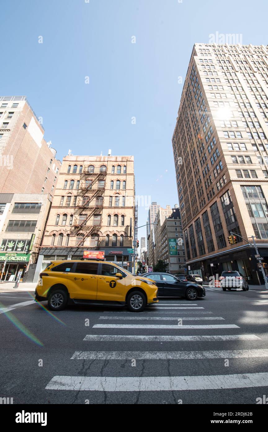 New York City, Lower East side - iconic yellow taxi Stock Photo