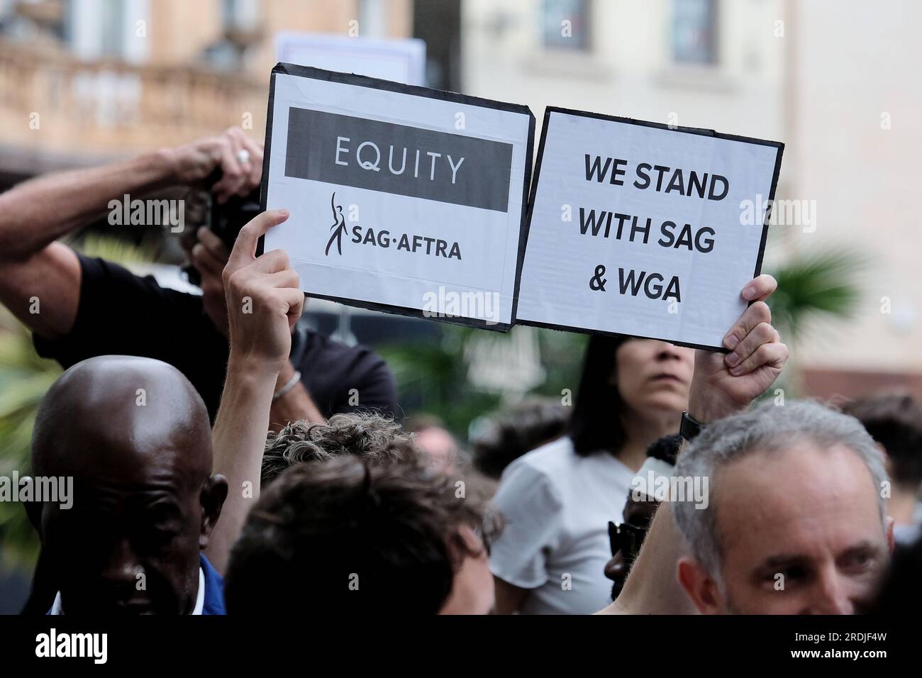 London, UK. 21st July, 2023. A rally organised by acting union Equity was attended by hundreds of members and A-list stars in solidarity with striking Sag-Aftra colleagues, who walked-out last week over pay and the use of artificial intelligence in the industry. Credit: Eleventh Hour Photography/Alamy Live News Stock Photo