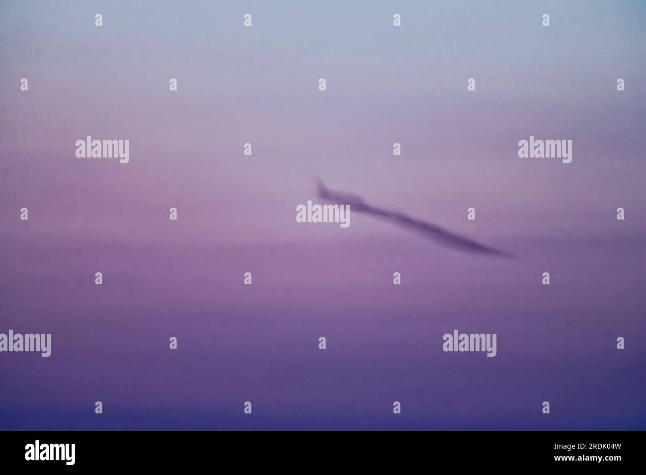 Space shuttle landing final time hi-res stock photography and images ...