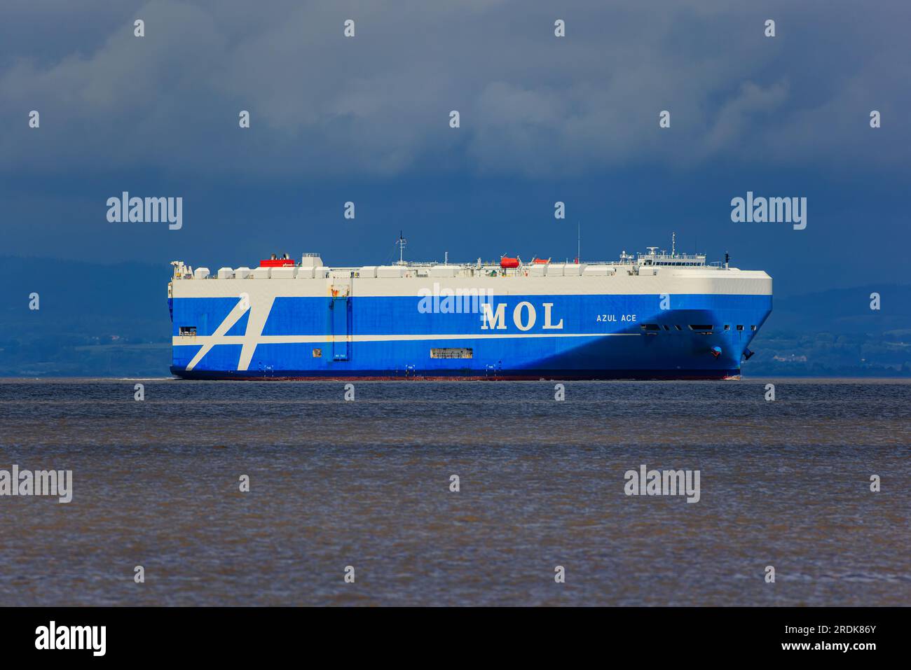 Vehicle carrier Azul Ace heading for Royal Portbury Docks Stock Photo ...