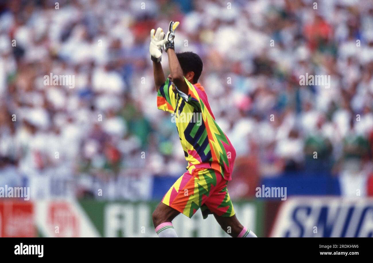 Washington, Vereinigte Staaten. 22nd July, 2023. firo, 06/28/1994 archive picture, archive photo, archive, archive photos football, soccer, WORLD CUP 1994 USA, 94 group phase, group E Italy - Mexico 1:1 Jorge Campos, half figure Credit: dpa/Alamy Live News Stock Photo