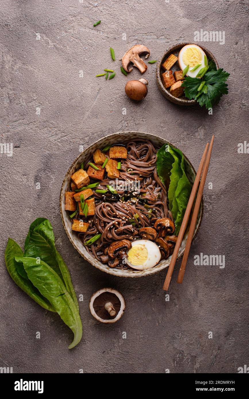 Soba noodle with tofu and mushroom Stock Photo Alamy