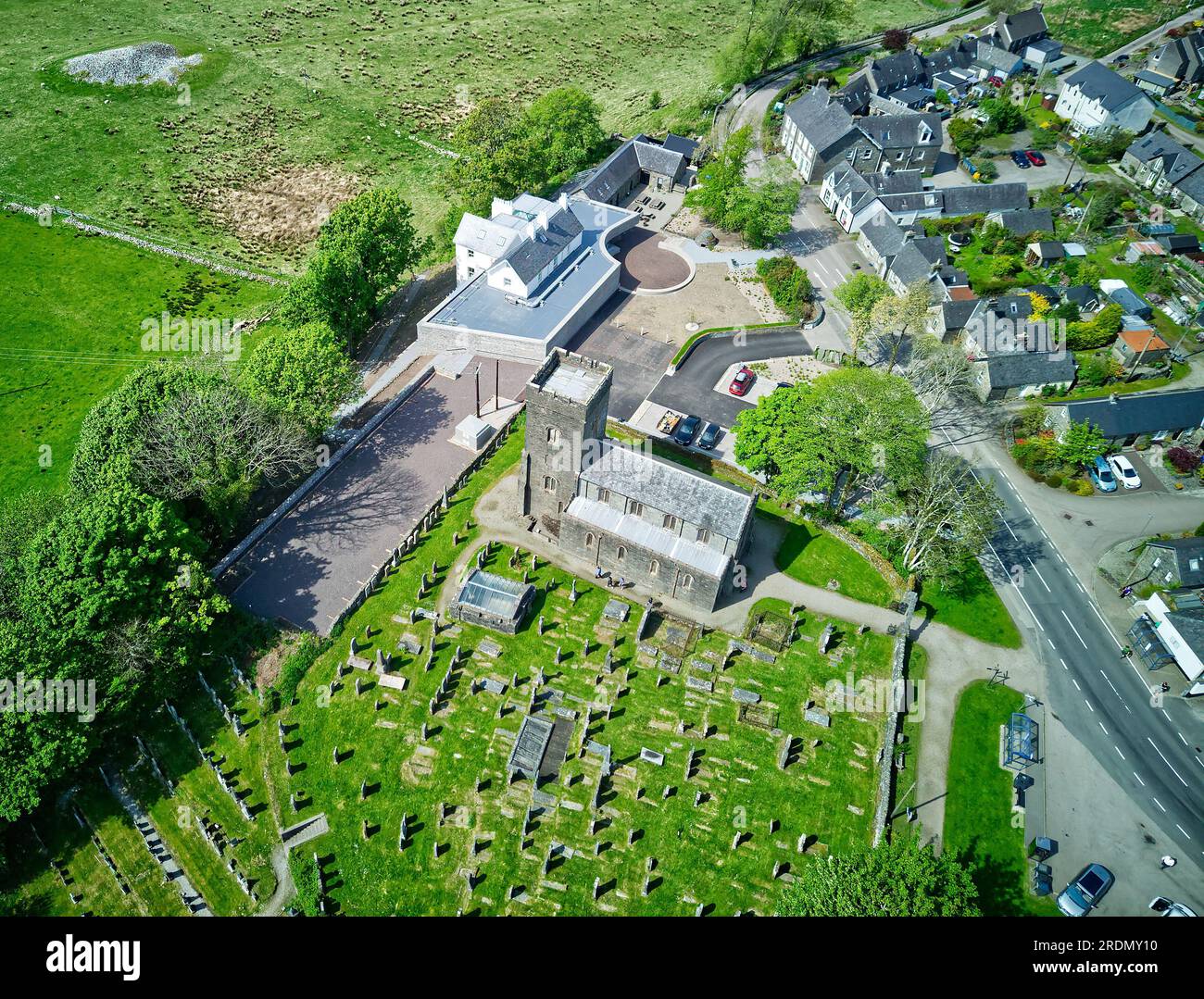 The Village of Kilmartin, Kilmartin Church, Glebe Cairn, part of Kilmartin Neolithic site, Argyll, Scotland Stock Photo