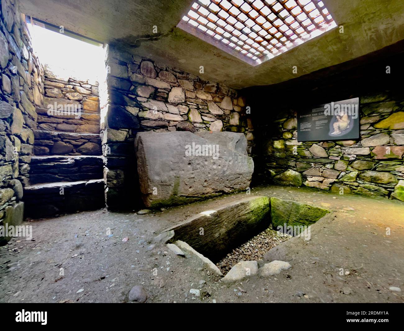 Inside the Nether Largie North Cairn, Kilmartin Glen Neolithic Site, Kilmartin, Argyll, Scotland Stock Photo